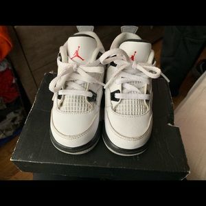 Jordan 4 retro cement